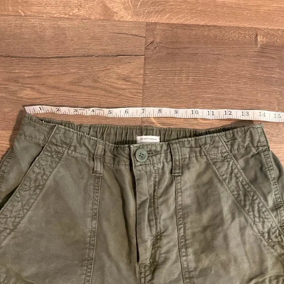 Aerie Wander army green shorts, S - Picture 6 of 7